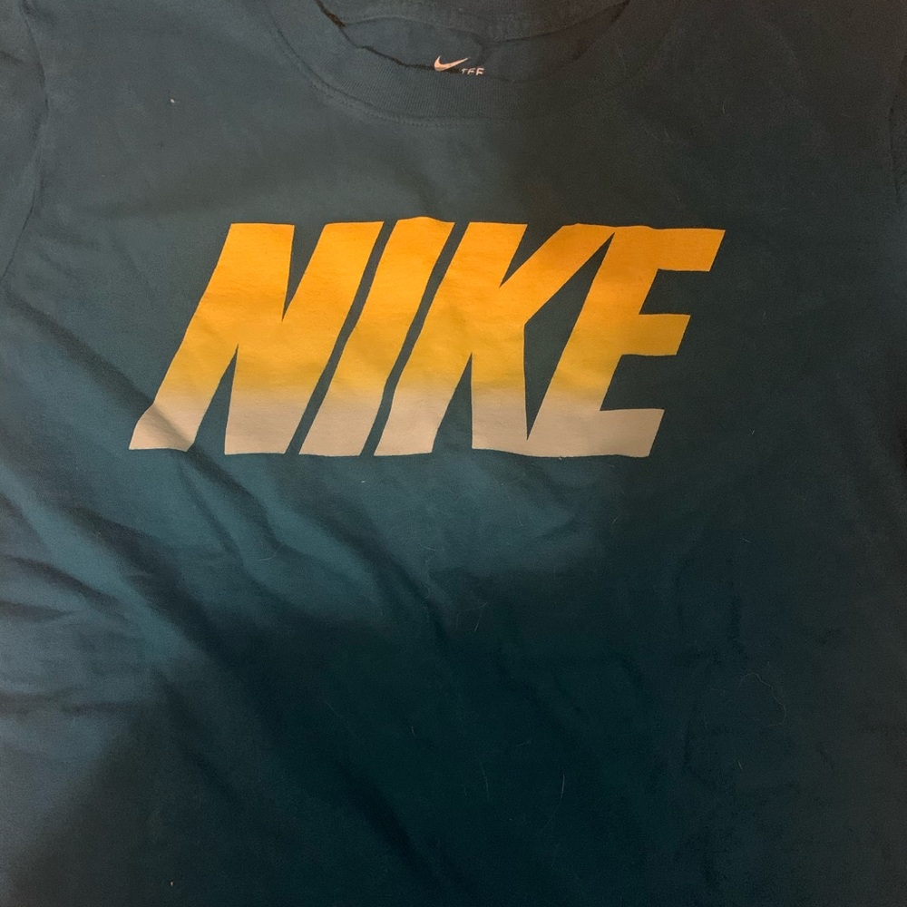 Nike t shirt